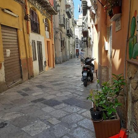 Casa Vacanza Mercato Ballaro' 팔레르모 외부 사진